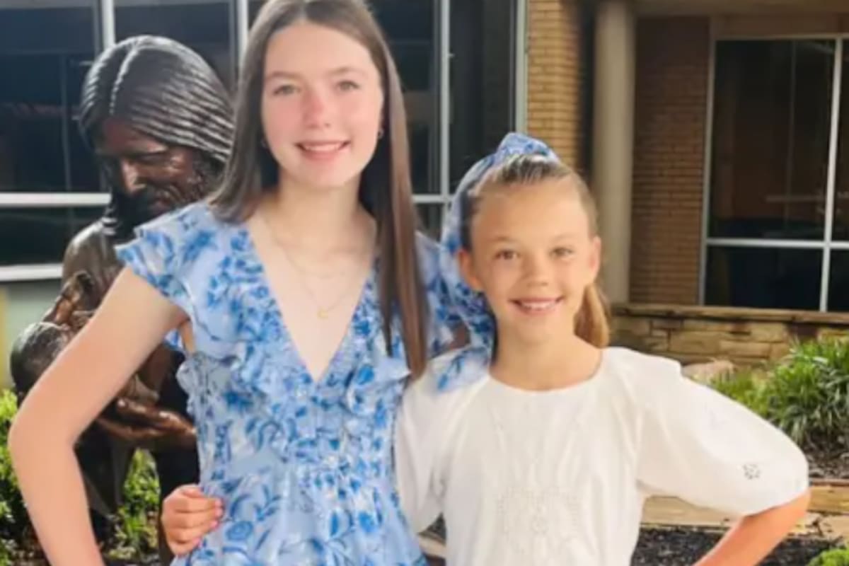 Blair y Brooke, dos hermanas de 13 y 11 años que estaban en un viaje familiar