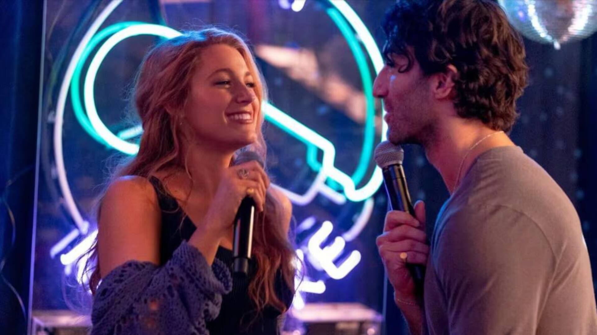Blake Lively y Justin Baldoni en una escena de Romper el círculo