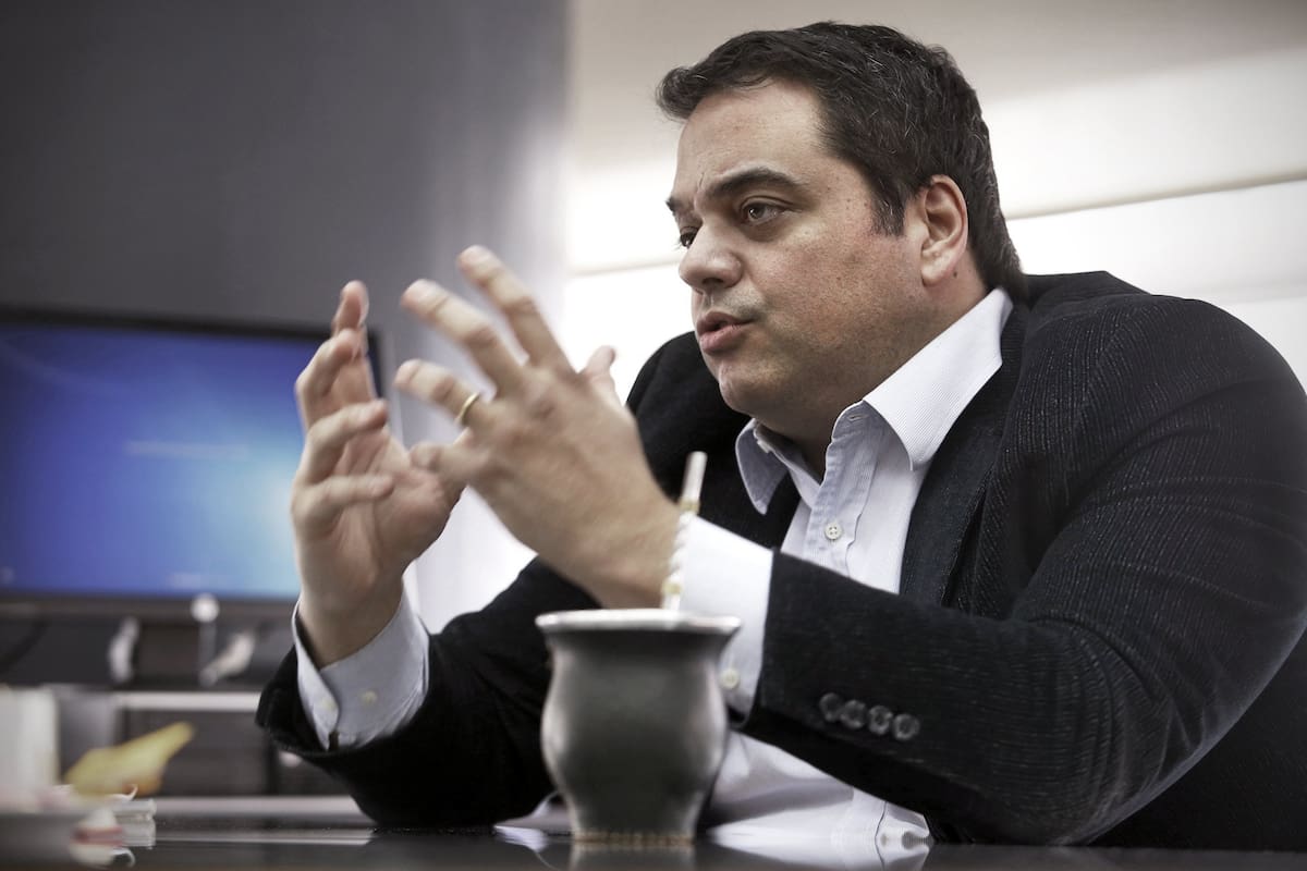 Blanqueo laboral, reglas claras para contratar y despedir, auditar a los gremios y eliminar regímenes laborales injustos, entre las propuestas del ministro de Trabajo