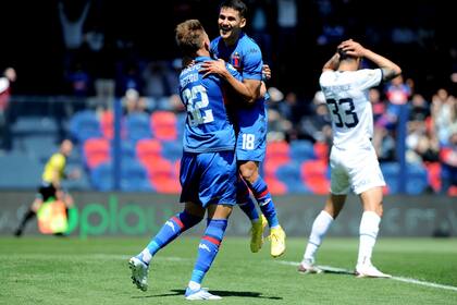 Blas Armoa, la pieza clave de la victoria de Tigre sobre Independiente