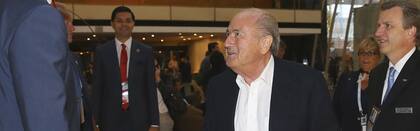 Blatter dejó la puerta abierta