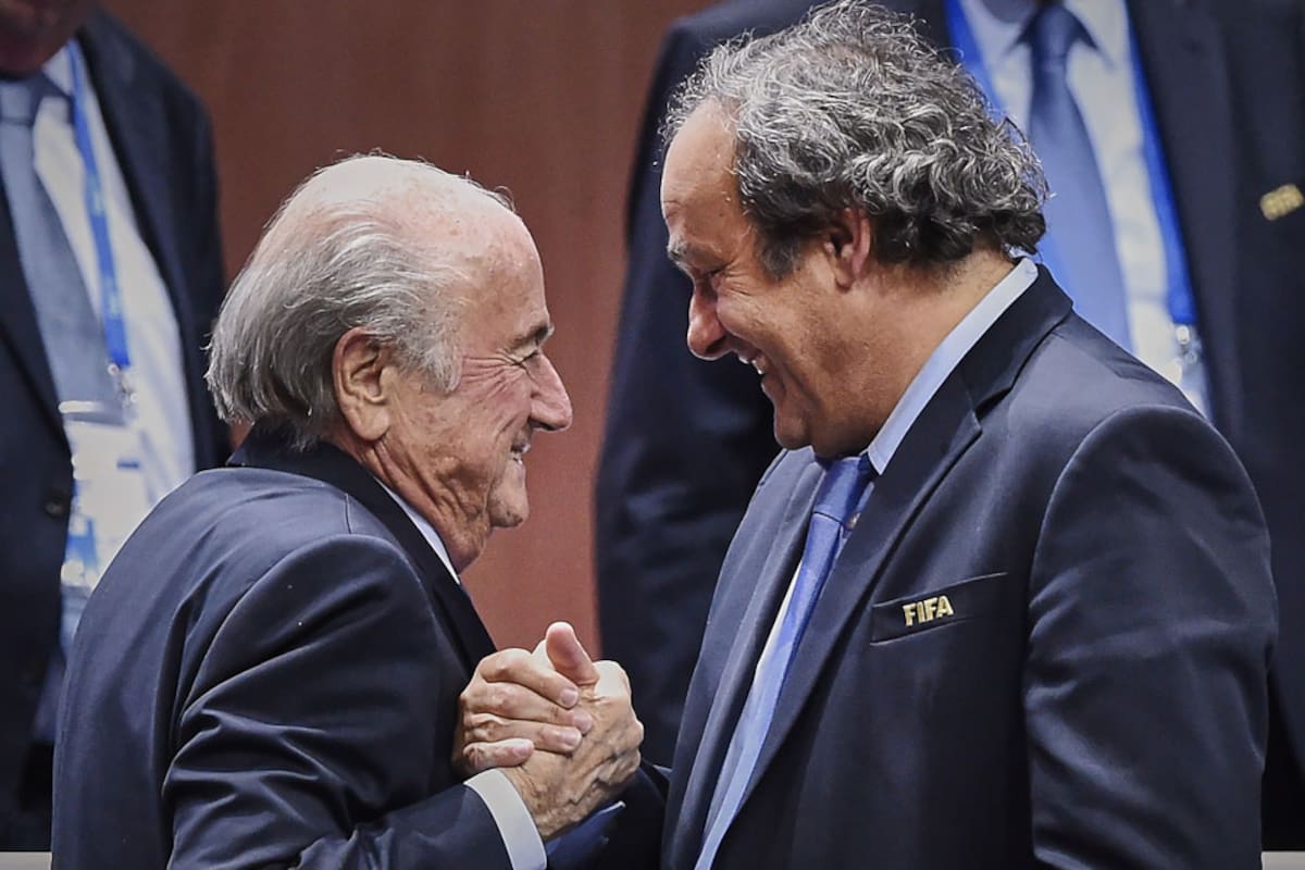 Blatter y Platini, durante las elecciones en FIFA
