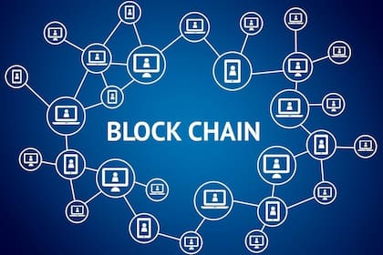 Blockchain es el sistema descentralizado para registrar todas las transacciones de una criptomoneda; todo su contenido está copiado en los equipos de toda la red