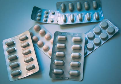 Bloquea Joe Lombardo iniciativa pare pedir recetas para medicamentos.