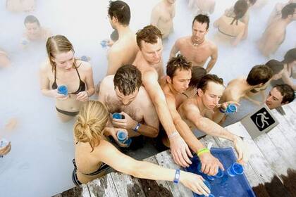 Blue Lagoon, la Laguna Azul de Islandia, es uno de los lugares más visitados