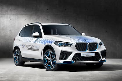 BMW iX5