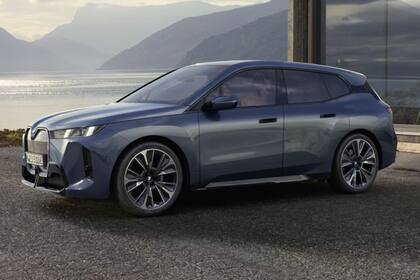 BMW iX 2025 (BMW)