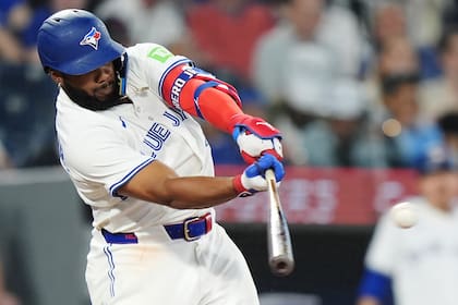 Bo Bichette vuelve a jonronear y los Azulejos vencen 8-1 a los Diamondbacks