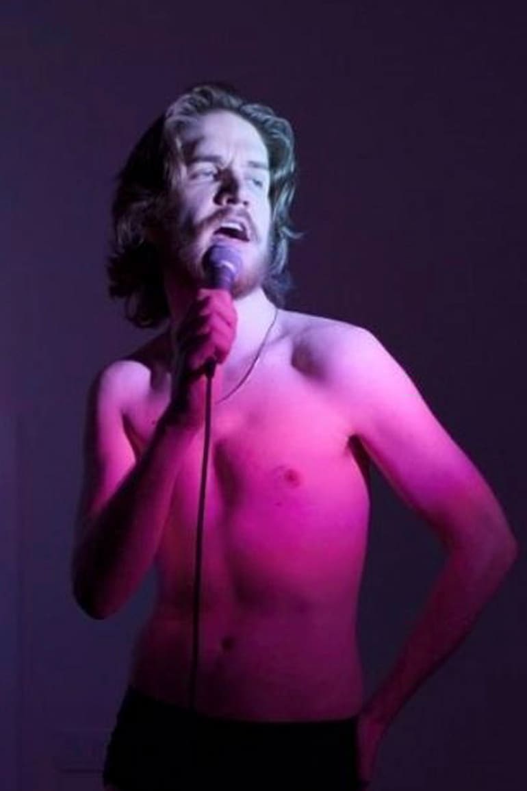 Bo Burnham en Inside