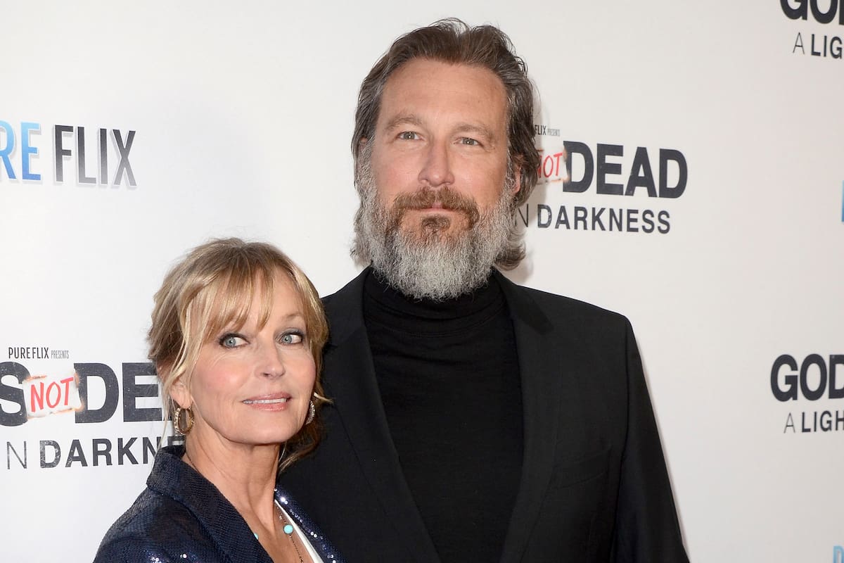 Bo Derek y John Corbett pasaron por el altar luego de dos décadas de relación de pareja