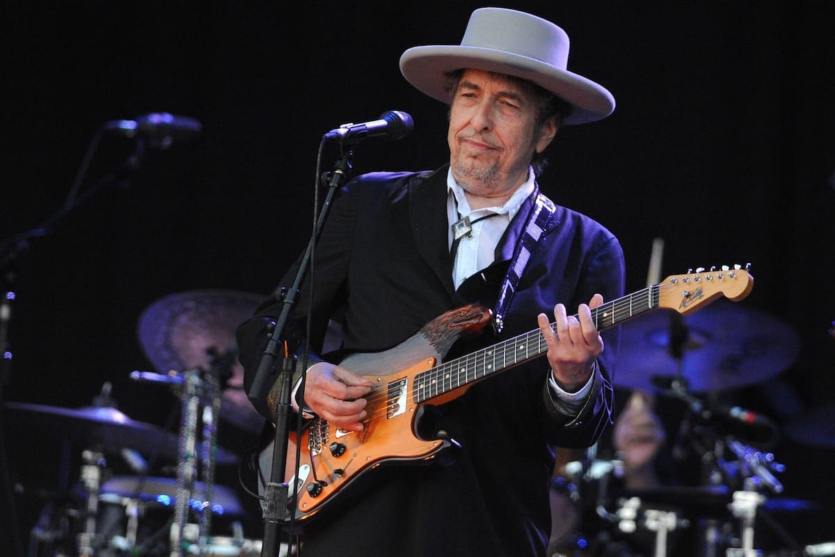 Bob Dylan tocando en Francia en 2012
