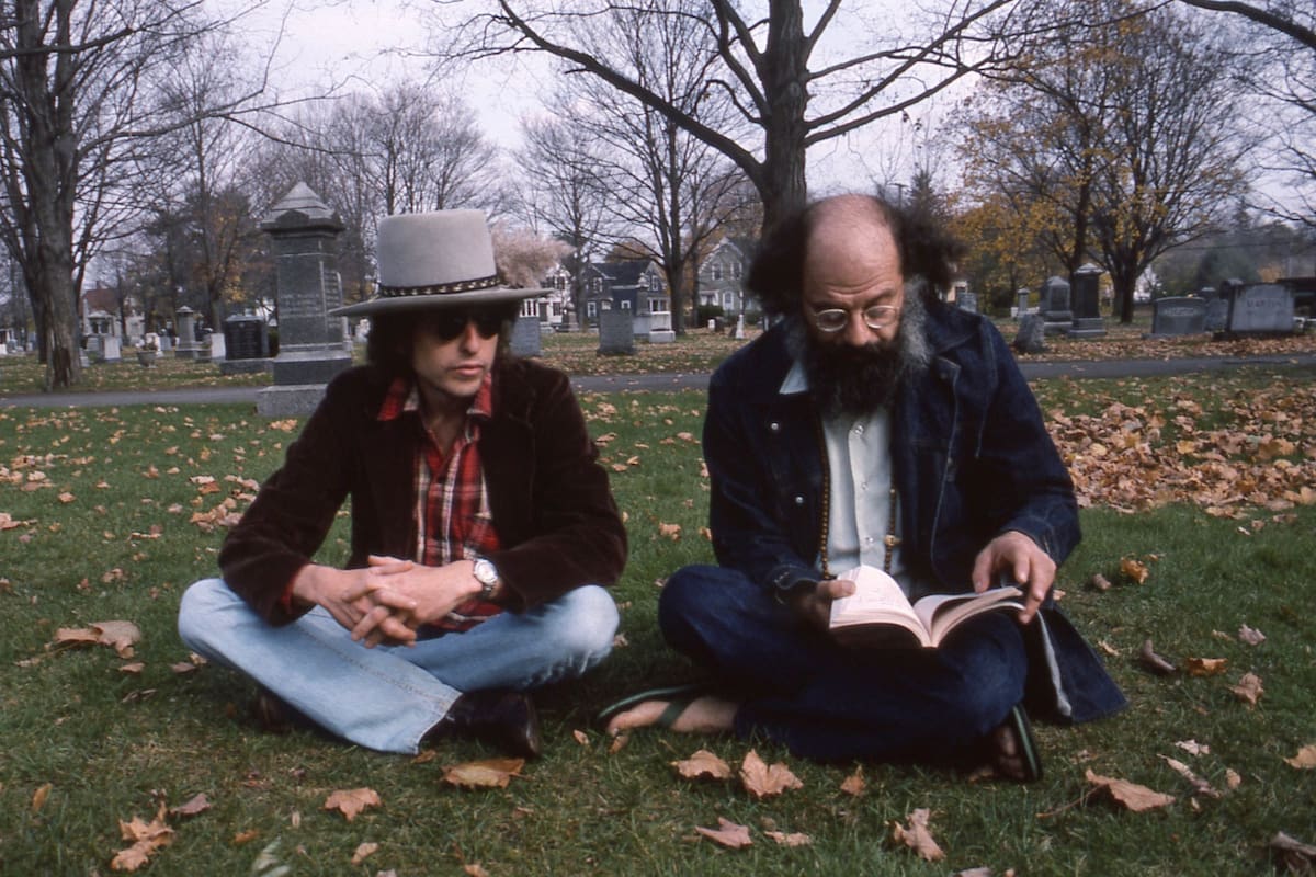 Bob Dylan y Allen Ginsberg en Rolling Thunder de MArtin Scorcese