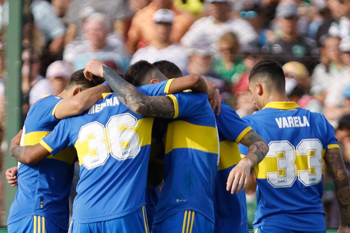 Boca celebra, una vez más: con el 1-0 a Sarmiento en Junín, lleva 15 partidos sucesivos sin derrotas y cada día está más cerca de ser campeón de la Liga Profesional de Fútbol.