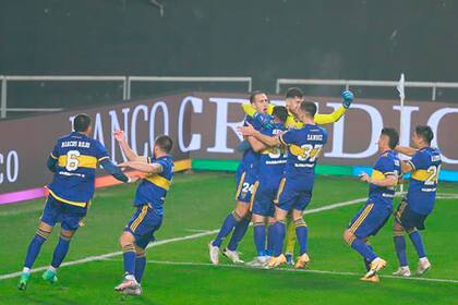 Boca, de fiesta tras eliminar a River en La Plata