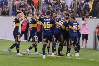 Boca ganó y se metió en la próxima ronda de la Copa Argentina; Adam Bareiro debutó y convirtió los dos goles
