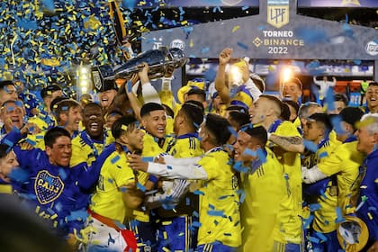 Boca Juniors festeja el campeonato luego de empatar con Independiente en La Bombonera