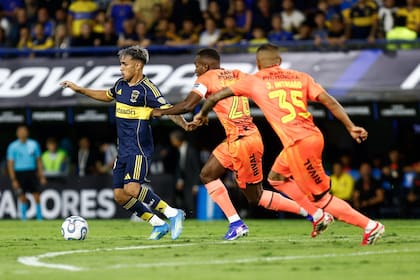 A qué hora juega hoy Boca vs. Barcelona y por dónde se puede ver en vivo el partido de la Copa Libertadores