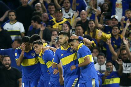 Boca quiere seguir por la senda triunfal ante Colón