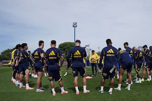 Boca se entrena en Ezeiza mientras espera la llegada de su primer refuerzo