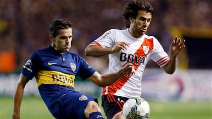 Leo Ponzio, en un Boca vs. River: Mauricio Macri lo había querido cuando asomaba en Newell's para sumarlo al Xeneize