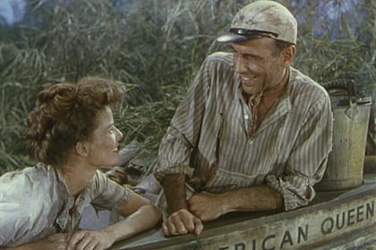 Bogart y Hepburn a bordo del barco La reina africana