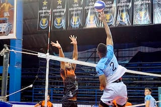 Sin Bolívar, la liga de voley sigue como puede: juveniles, austeridad y burbujas