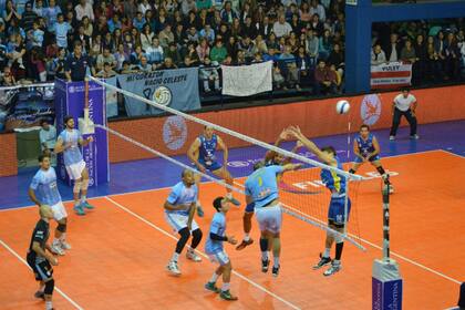 Bolívar y UPCN en un clásico que anima el voleibol argentino