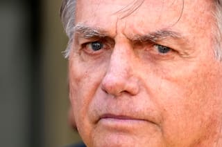Bolsonaro exige la renuncia del juez Moraes por escándalo con banquero