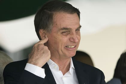 Bolsonaro permanecerá hasta 15 días inactivo de su función presidencial cuando sea operado el 20 de enero