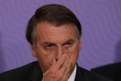 Bolsonaro presentó el plan de vacunas, pero advirtió que él no se la aplicará