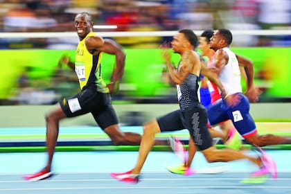 Bolt y De Grasse corren y se divierten: rivales y cómplices