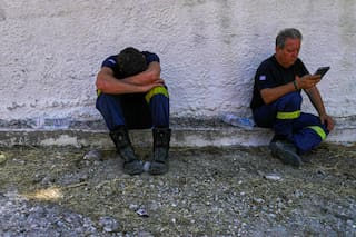 Incendio forestal en Bélgica se acerca a Alemania pese a la lluvia; Grecia investiga uno mortal