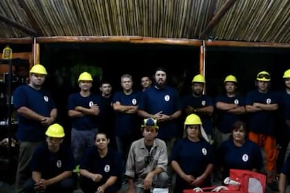 Bomberos que sofocan incendios en Corrientes tendrán su primera unidad móvil gracias a Santi Maratea