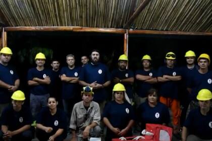 Bomberos que sofocan incendios en Corrientes tendrán su primera unidad móvil gracias a Santi Maratea