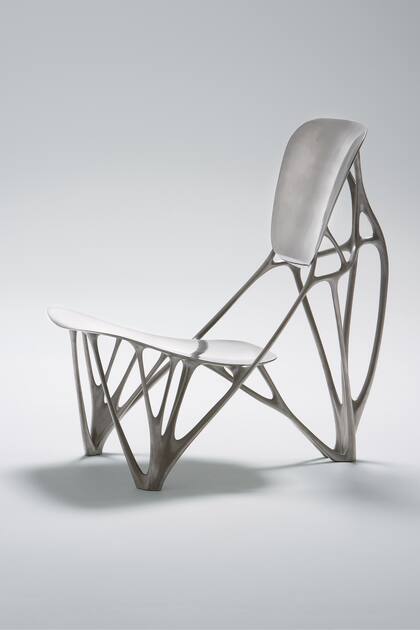 Bone Chair, inspirada en el crecimiento biológico de los huesos diseñada por Joris Laarman en 2006. Photo Andreas Sûtterlin © C.I.R.E.C.A.