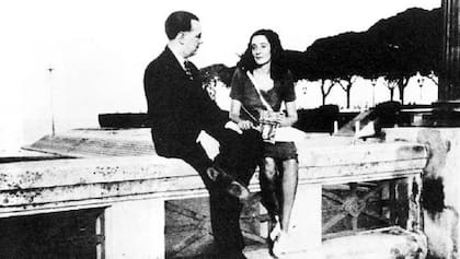 Borges y Canto paseando por la costanera.