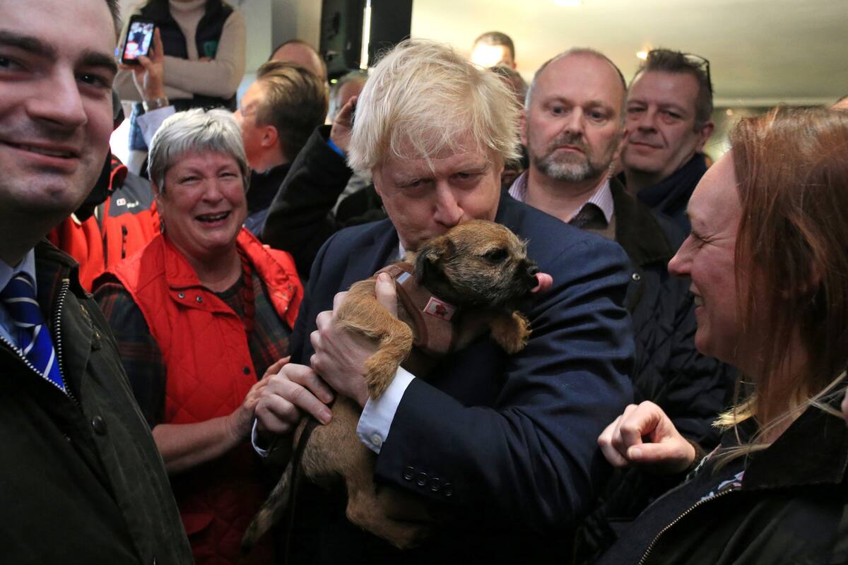 Boris continuó los festejos, anteayer, con sus seguidores
