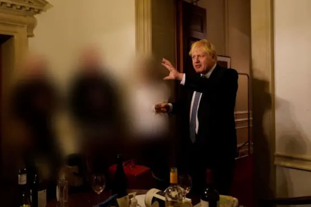 Boris Johnson, durante un festejo en Downing 10