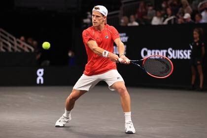 BOSTON, MASSACHUSETTS - SEPTEMBER 24: Diego Schwartzman of Team World plays a shot against Andrey Rublev of Team Europe during the third match during Day 1 of the 2021 Laver Cup at TD Garden on September 24, 2021 in Boston, Massachusetts. Carmen Mandato/Getty Images for Laver Cup/AFP (Photo by Carmen Mandato / GETTY IMAGES NORTH AMERICA / Getty Images via AFP)