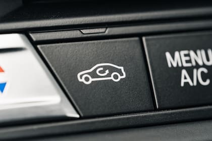 Botón de recirculación de los autos