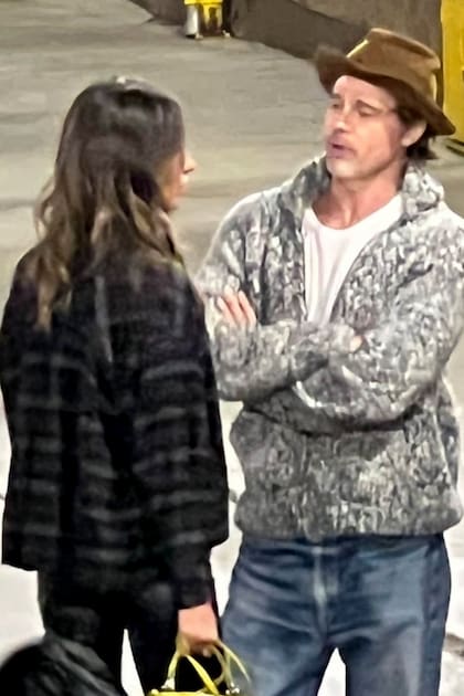 Brad Pitt e Inés de Ramón en el concierto de Bono en el teatro The Orpheum en Los Ángeles.