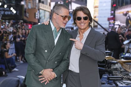 Brad Pitt junto a Tom Cruise
