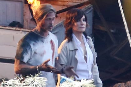 Brad Pitt y Sandra Bullock en el set de Bullet Train