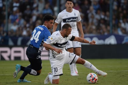 Brahian Alemán, un 10 que juega de todo en el medio de este Gimnasia La Plata.