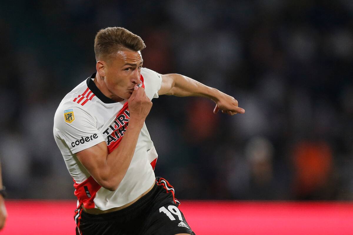 Braian Romero festeja el 2-0 de River ante Talleres de Cordoba; el equipo de Gallardo fue puro corazón. (Photo by DIEGO LIMA / AFP)