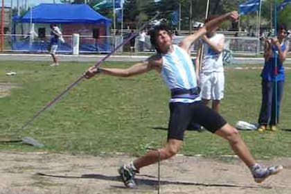La jabalina y el atletismo cambiaron la vida de Braian Toledo, que creía en lanzar al "infinito"