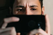“Brain rot” digital: las señales que indican que el uso del celular podría estar afectando tu concentración