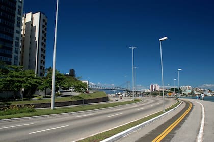 Las normativas viales a niveles generales son iguales a las de Argentina