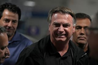 Brasil: Aeronave con Bolsonaro decoló de Ecuador con rumbo a EEUU, prensa brasileña