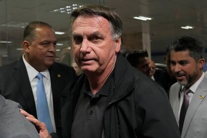 Brasil: El Supremo brasileño ordena vigilar el domicilio de Bolsonaro por riesgo de fuga